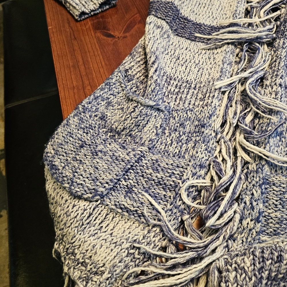 American Eagle Outfitters Boho fringe cardigan. Denim blues. Size medium - Picture 4 of 5